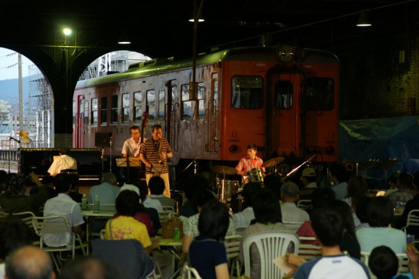 レンガ車庫でのジャズライブ