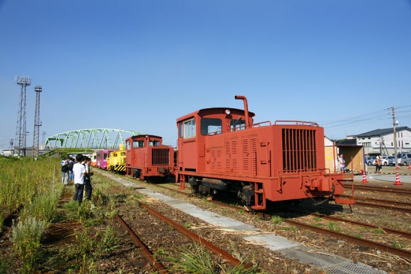 伏木ヤードまつりで展示される車両