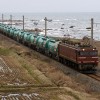 日本海沿いを行く石油貨物列車 – 東北地方に石油を運ぶ